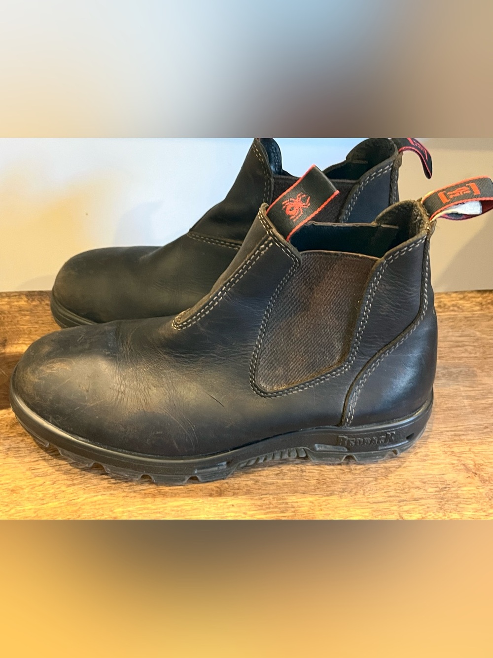 Redback Boots M10.5/W12